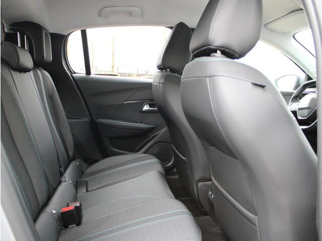 Peugeot 208 1.2 PureTech Allure Pack | Navi / Camera | Climate