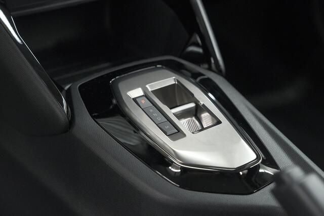 Peugeot 208 PureTech 100 EAT8 Active Pack | Parkeersensoren | Apple Carplay | Airco