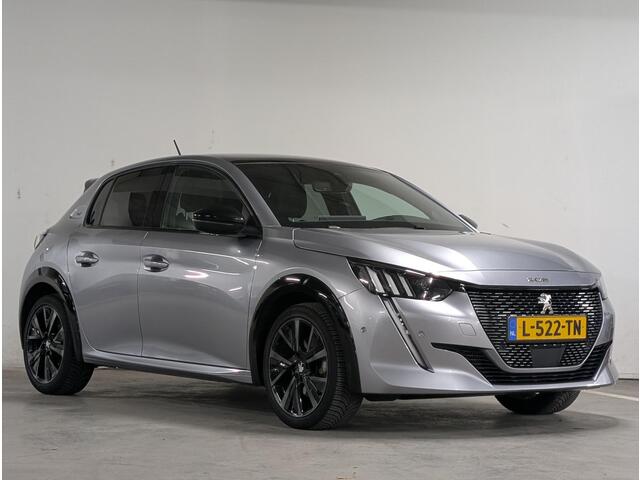 Peugeot 208 GT Pack 1.2 Turbo 100pk EAT8 | ALCANTARA | STOELVERW. | PANODAK | ADAPTIVE CRUISE | 1e EIGENAAR | DEALERONDERHOUDEN