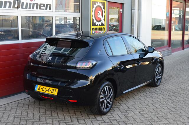 Peugeot 208 1.2 PureTech Allure O.a: Carplay, DAB, Clima, Cruise, PDC, Rijklaar, Etc. All-in prijs!