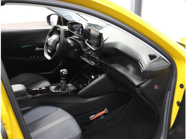 Peugeot 208 100PK Allure Pack | 1ste eigenaar | Armsteun | Camera | AppleCarPlay/Android | LED lampen | LEER/Stof | LED | Climate control | Isofix | Privacy Glass | Parkeersensoren |