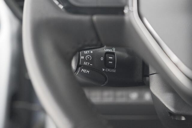 Peugeot 208 PureTech 100 Allure Pack | Nieuw Model | Apple CarPlay | Parkeersensoren | Climate Control