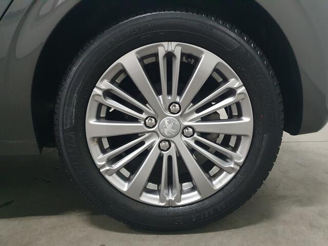 Peugeot 208 1.2 PureTech Allure NAVI/PDC/CARPLAY/TRHAAK/LMV