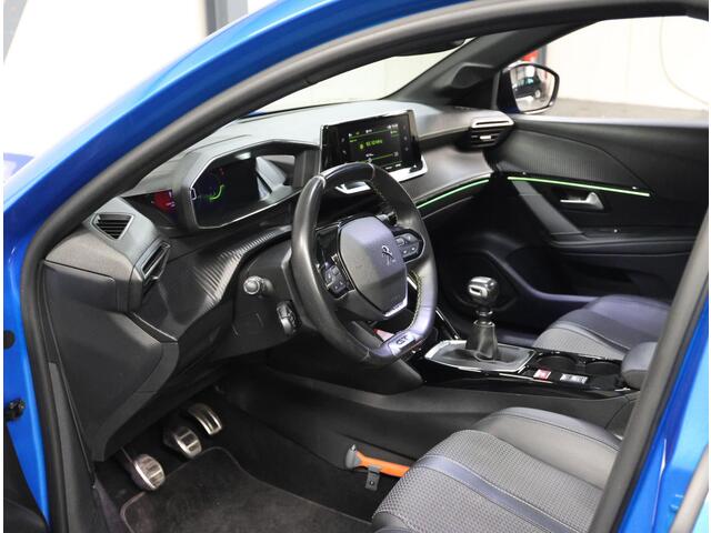 Peugeot 208 1.2 100PK GT-Line | AppleCarplay/Android Auto | 17"LMV | Camera | Keyless | Cruise Control | Climate Control | Camera | FULL LED | Two-Tone | Sfeerverlichting | Isofix | Privacy Glass |