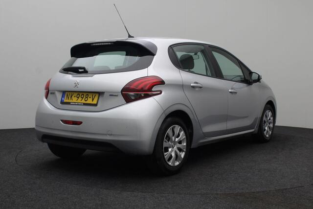 Peugeot 208 1.2 PureTech Blue Lion 2017 NAP | Navigatie | Airco | Cruise control | Bluetooth | PDC | LED | Centrale vergrendeling op afstand |