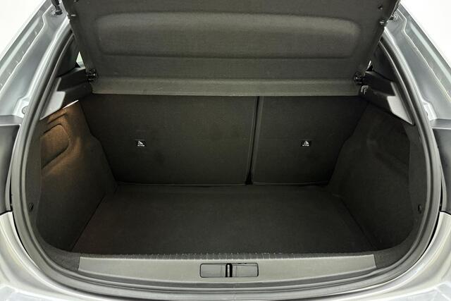 Peugeot 208 1.2 PureTech 100 Allure | achteruitrijcamera | cruise control | carplay |