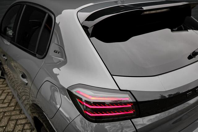 Peugeot 208 1.2 Hybrid 145e GT PANORAMADAK/ CAMERA