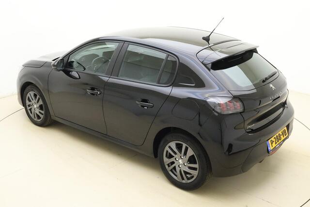 Peugeot 208 1.2 PureTech Active Pack 100 PK | Handgeschakeld | Navigatiesysteem full map | Lichtmetalen velgen 16" | Parkeersensoren achter | Cruise Control | Airco | Dealer onderhouden
