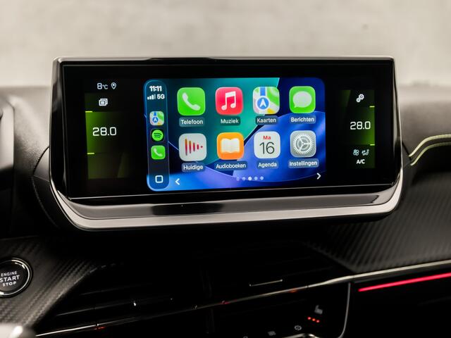 Peugeot 208 1.2 PureTech GT-Line Sport (VIRTUAL COCKPIT, ZWART DAK, APPLE CARPLAY, 360 CAMERA, KEYLESS, SFEERVERLICHTING, ADAPTIVE CRUISE, GETINT GLAS, NIEUWSTAAT)