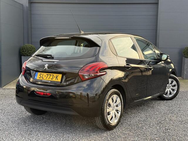 Peugeot 208 1.2 PureTech Blue Lion Navi,Airco,Cruise,5 Deurs,N.A.P,Weinig km,D-riem recent vv,Nieuwe Apk bij Aflevering