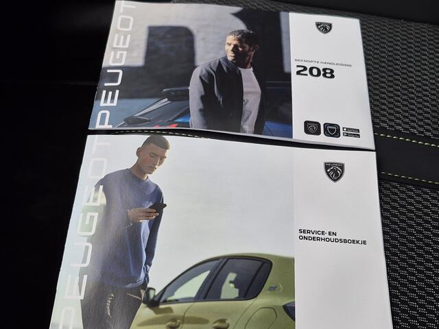 Peugeot 208 1.2 PureTech 100 GT WORDT VERWACHT !! | Navigatie | Camera | Cruise Control | 3-D Display | Keyless Entry | Gave Kleurencombinatie !! | Draadloze Telefoonlader |