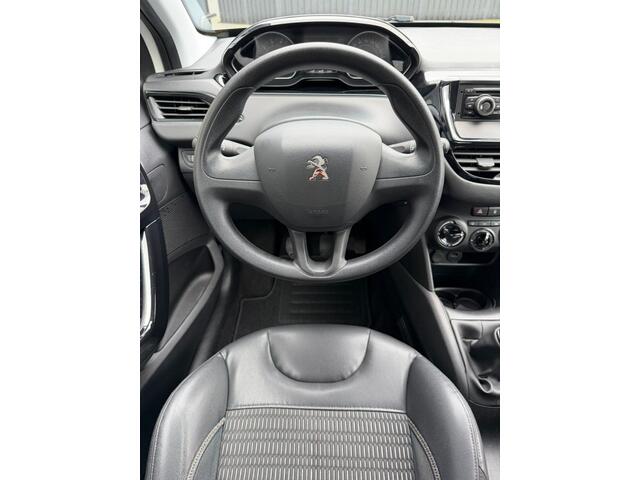Peugeot 208 1.2 PureTech Access / Cruisecontrol / Pdc achter / Bluetooth / Airco