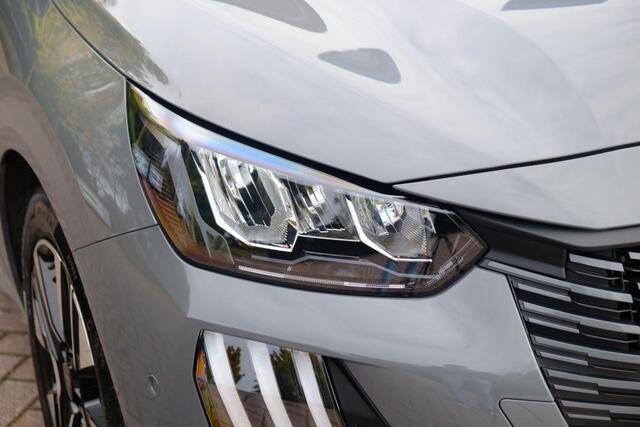 Peugeot 208 1.2 PureTech 100pk Allure | Navi | App Connect | Climate | Adaptive Cruise | Camera | Blind Spot | PDC