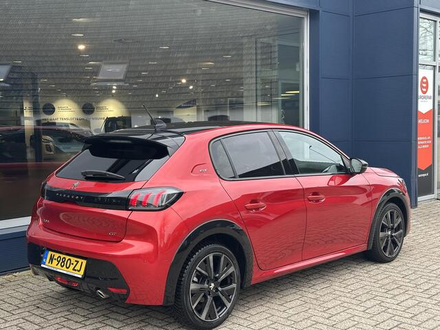 Peugeot 208 1.2 Turbo 100 PK GT Pack | Meest Complete Versie | Slechts 27.470 KM | 6-Bak | Volledig Lederen Bekleding | Stoelverwarming | Glazen Panoramadak | Navigatie | Climate Control | Full LED Verlichting | Camera | Parkeersensoren | Dode Hoek Detectie | Keyless