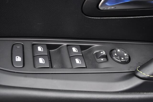 Peugeot 208 1.2 GT 130Pk trh LED rondom cam. nav