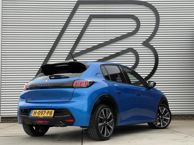 Peugeot 208 1.2 PureTech GT-Line Navi|Pano|Leder|Camera|Carplay|Cruise|D-riem v.v. in 2024|Clima|N.A.P|Stoelverwarming|Nieuwe APK bij Aflevering|2e Eigenaar