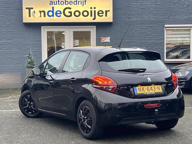 Peugeot 208 1.2 PureTech Blue Lion | NAV. | TREKHAAK | PDC | APPLE CARPLAY/ANDROID AUTO |