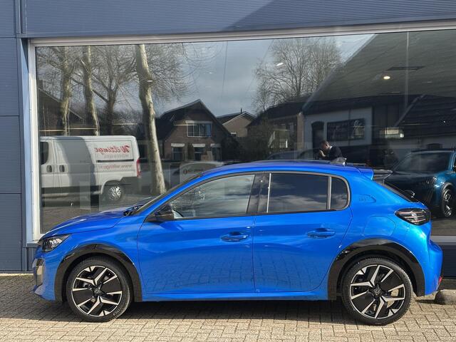 Peugeot 208 1.2 Hybrid GT Automaat | Nieuwe Auto | Meest Complete Uitvoering | 360 Graden Camera | Navigatie | Keyless Entry & Start | Full LED Verlichting | Climate Control | 17" Lichtmetalen Velgen | Parkeersensoren V+A | Dakspoiler Zwart |