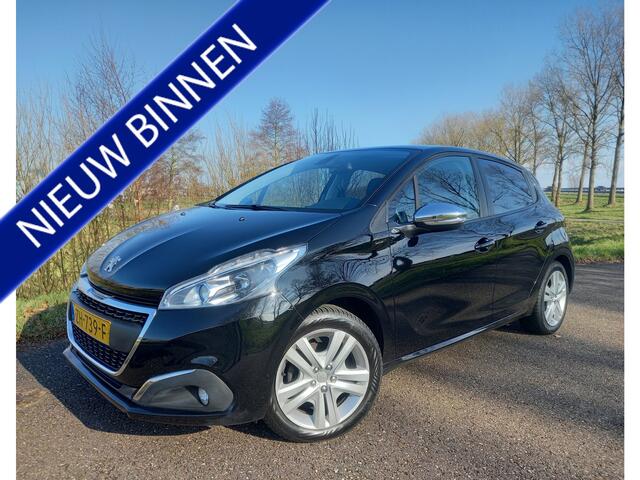 Peugeot 208 1.2 PureTech Signature