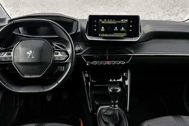 Peugeot 208 1.2 PureTech Allure Pack | Trekhaak | Half leder | LED | Camera