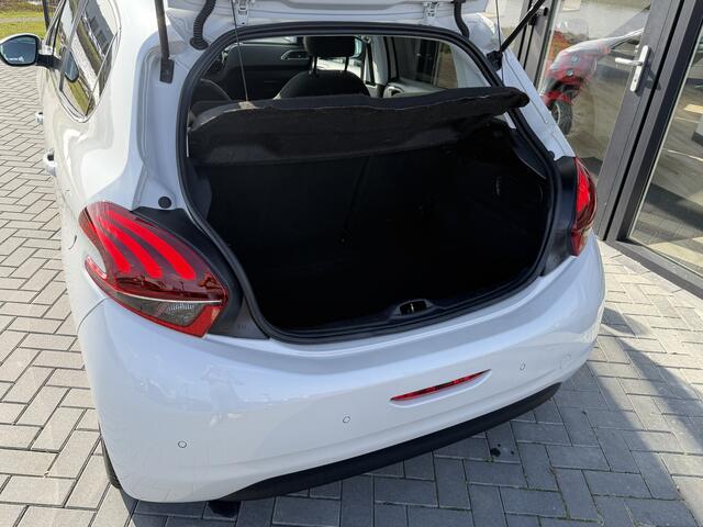 Peugeot 208 1.2 Allure Airco | Pano | Navi | Cruise |Camera