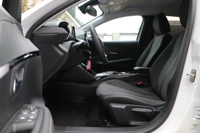 Peugeot 208 Hybrid 100 Allure | Automaat | Als nieuw! |