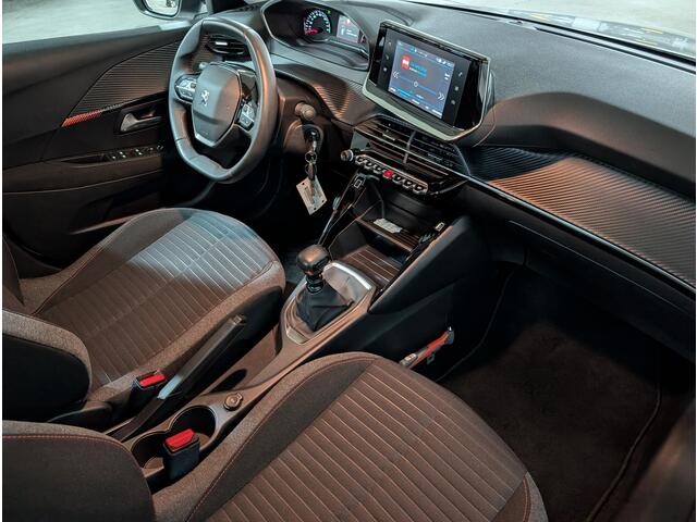 Peugeot 208 Active Pack 1.2 Turbo 100pk | NAVI | PARKEERHULP | LM-VELGEN 16" | APPLE CARPLAY / ANDROID AUTO | DAB+ |