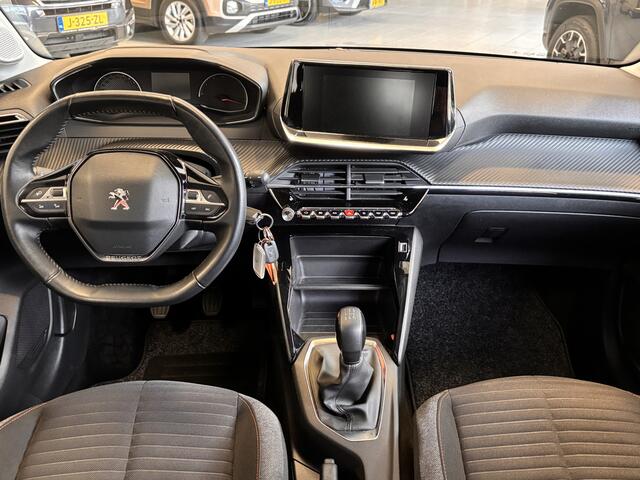 Peugeot 208 1.2 STOELVERWARMING - CARPLAY - PDC