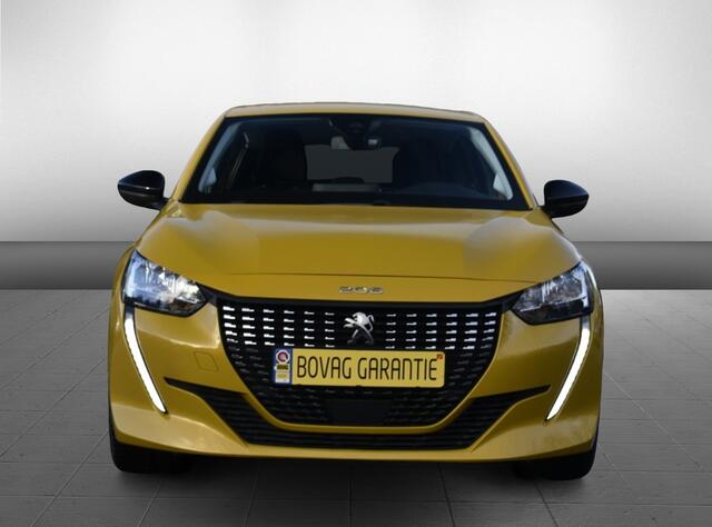 Peugeot 208 208 1.2 PureTech 75 Active, Apple Carplay/Climate Control