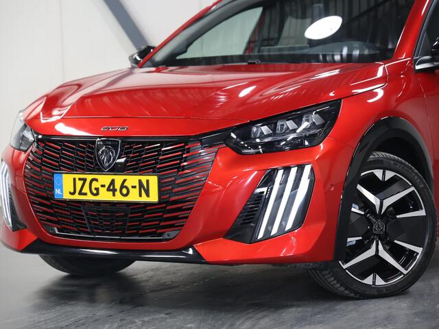 Peugeot 208 1.2 100PK GT | 1ste eigenaar | AppleCarplay/Android Auto | 17"LMV | 360'Camera | Keyless | Cruise Control | Climate Control | FULL LED | Armsteun | Sfeerverlichting | Isofix | Privacy Glass | Parkeersensoren |