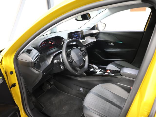 Peugeot 208 1.2 100PK Allure | 1ste eigenaar | AppleCarplay/AndroidAuto | Parkeersensoren | FULL LED | Navigatie | Lederen Stuurwiel | Climate Control | Cruise Control | 16" LMV | Isofix | Privacy Glass |