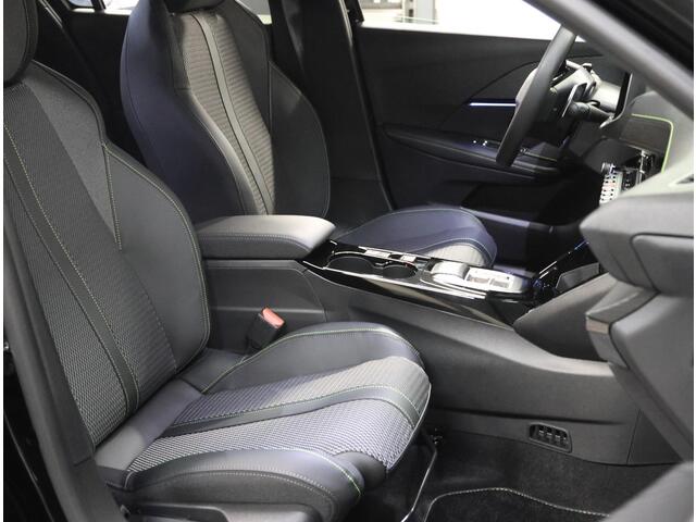 Peugeot 208 1.2 Hybrid 145PK e-DCS6 GT | Incl. ¤4.792,88 Korting! | Navigatie | Camera voor & achter | Adaptive CruiseControl met Stop & Go | Stoelverwarming | ClimateControl | Keyless Entry/Start | AppleCarPlay/AndroidAuto |