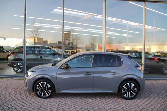 Peugeot 208 1.2 PureTech 100pk Allure Airco Carplay Rondom sensoren Nieuwstaat