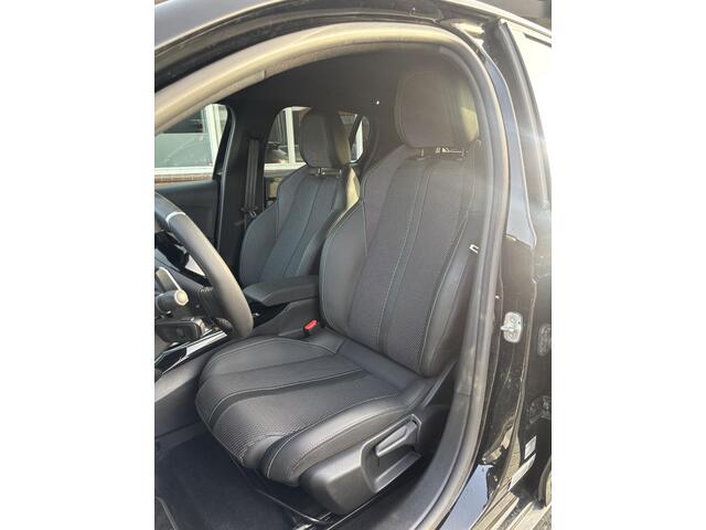 Peugeot 208 1.2 Hybrid 145 e-DCS6 GT