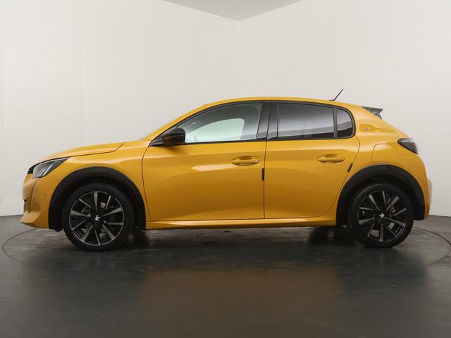 Peugeot 208 1.2 PureTech GT - Panoramadak - Achteruitrijcamera - Apple Carplay/Android Auto - Parkeersensoren Voor en Achter - Adaptieve Cruise Control - Virena Zekerheidspakket t.w.v. ¤895,-