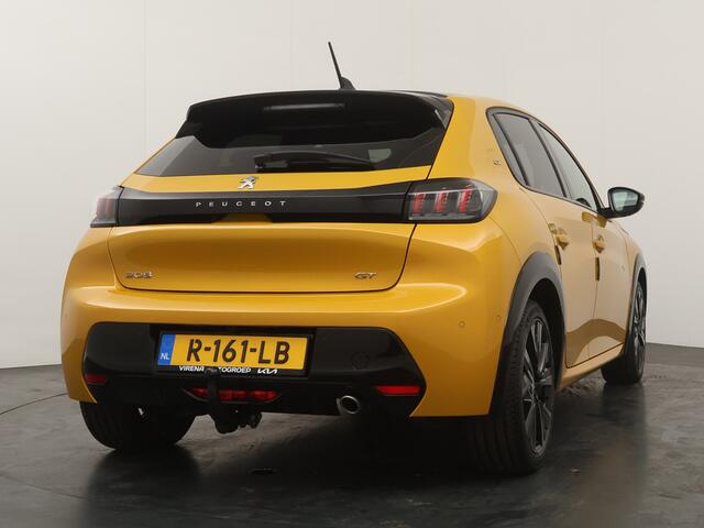 Peugeot 208 1.2 PureTech GT - Panoramadak - Achteruitrijcamera - Apple Carplay/Android Auto - Parkeersensoren Voor en Achter - Adaptieve Cruise Control - Virena Zekerheidspakket t.w.v. ¤895,-