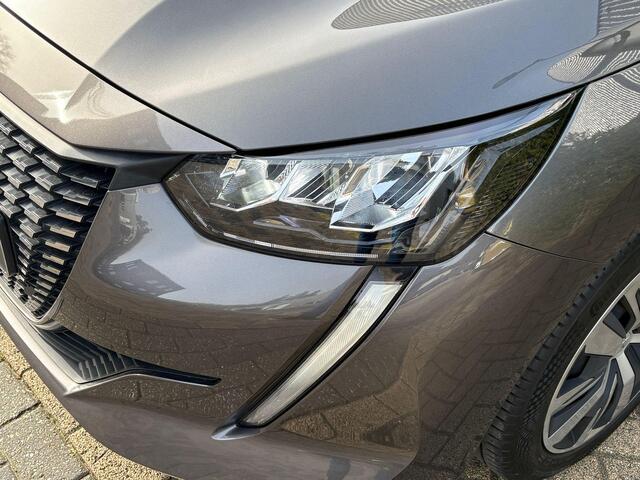 Peugeot 208 1.2 PureTech Active Pack Navi-Carplay Led Cruise-Control Airco Nieuwe Distributieriem