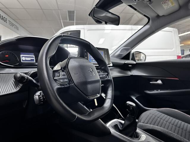 Peugeot 208 1.2 PureTech Blue Lease Active/ D-Riem verv: 102.000 KM!/ LED Koplampen/ Apple + Android/ Lane-Assist./ DAB+/ Navi/ Airco/ Cruise/ Bluetooth/ Multi. LEDER. Stuur/ PDC.