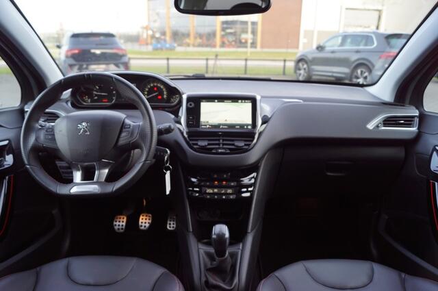 Peugeot 208 1.2 PureTech GT-line / Navi / PDC/ Camera / App-connect