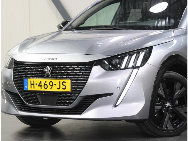 Peugeot 208 130PK GT-Line | 1ste eigenaar | AppleCarplay/Android Auto | Camera | LED lampen | Navigatie | AUTOMAAT | Keyless | Cruise Control | Climate Control | Camera | FULL LED | Sfeerverlichting | Isofix | Privacy Glass |