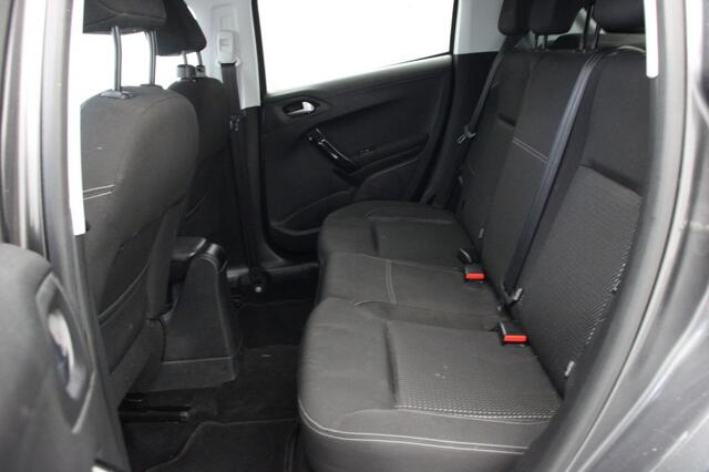 Peugeot 208 1.2 PureTech Allure - Carplay, Navi, Clima, Camera, cruise