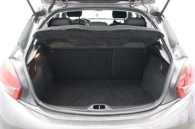 Peugeot 208 1.2 PureTech Allure - Carplay, Navi, Clima, Camera, cruise