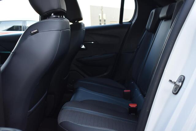 Peugeot 208 1.2 PureTech 100PK Allure Pack | Carplay | Keyless | Adapt. Cruise | 3D Dash | Stoelverw. | Incl. garantie