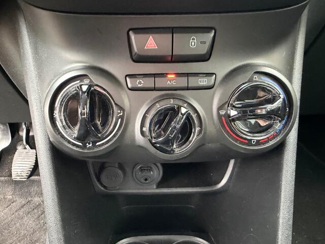 Peugeot 208 1.2 PURET. BLUE LION NAVI AIRCO PDC