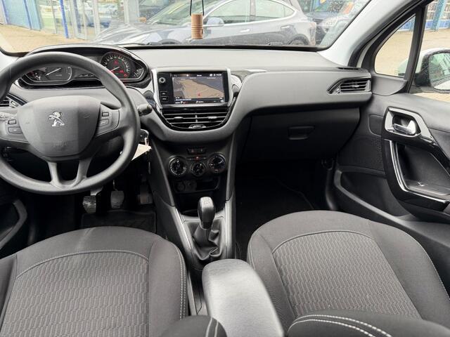 Peugeot 208 1.2 PURET. BLUE LION NAVI AIRCO PDC