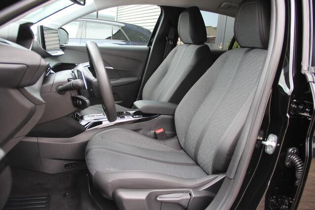 Peugeot 208 1.2 Hybrid 110 e-DCS6 Allure 110Pk Aut | 360 Camera | Navi | Dig. Cockpit | Cruise | Android | Carplay | PDC | Dodehoek detector | LED | LMV16" | Zeer nette