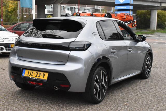 Peugeot 208 1.2 Hybrid 100 e-DCS6 GT Panoramadak | Half-Leder | Sfeerverlichting | BSM | Navigatie | 12 mnd BOVAG garantie | Whatsapp 06-53188999