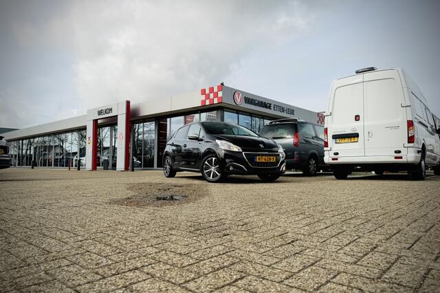 Peugeot 208 1.2 Allure 110PK | CAMERA | CARPLAY | PANO | CLIMA | CRUISE