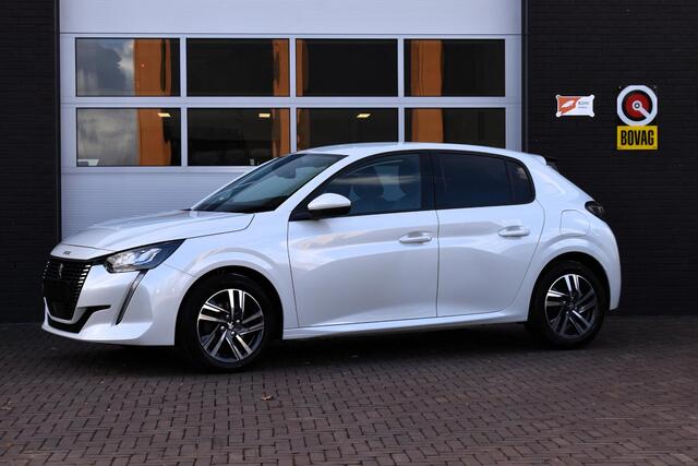 Peugeot 208 1.2 PureTech 100PK Allure Pack | Carplay | Camera | Adapt. Cruise | 3D Dash | Stoelverw. | Incl. garantie