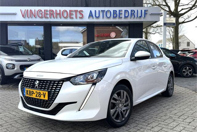 Peugeot 208 Benzine 5-deurs * Style Edition * * Navigatie * Airco * L.M. Velgen * Parkeersensoren * Apple Carplay / Android Auto * Cruise Control * Leder Stuurwiel * Vingerhoets; Vierde Generatie Eersteklas Service. Al meer dan 100 jaar een begrip in de Brabantse Kem